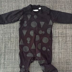 Huxbaby Black Geometric Patterned Footie